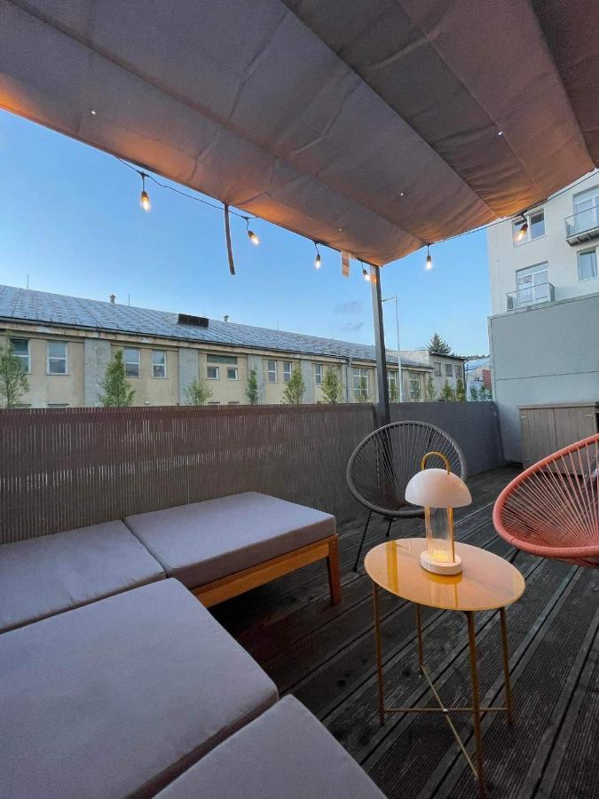 Noda - Nordic Design Apartment With Terrace Lipótszentmiklós Kültér fotó